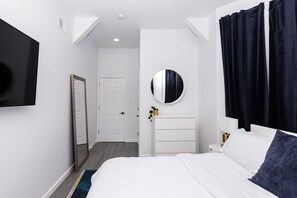 2 bedrooms, iron/ironing board, travel crib, free WiFi