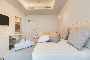 Room | 1 bedroom, bed sheets - 3073 Perla Saracena Luxury Suites - Camera Premium con Vista Mare by Barbarhouse (Salve)