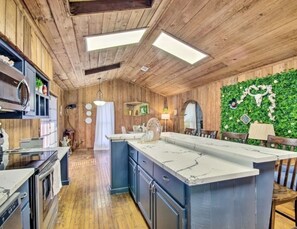 Fridge, microwave, oven, stovetop - Cozy Cabin w/ Hot Tub & Wi-Fi (Mendenhall)
