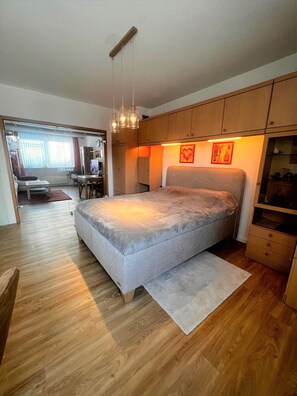 1 bedroom, iron/ironing board, free WiFi, bed sheets