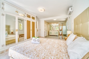 5 chambres, fer et planche Ă repasser, Wi-Fi gratuit, draps fournis