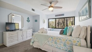 2 bedrooms, desk, iron/ironing board, travel crib