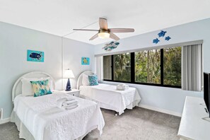 2 bedrooms, desk, iron/ironing board, travel crib