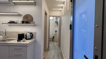 Nest Semi-Basement Apartment | Private kitchen