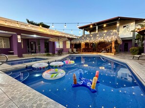 Outdoor pool - Tropical Paradise 20  Room Private Resort -  Close to Cocal Casino (Jacó)