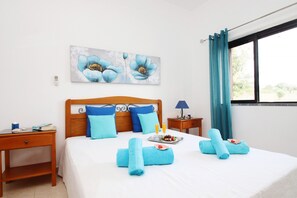 4 dormitorios, tabla de planchar con plancha, wifi gratis y ropa de cama