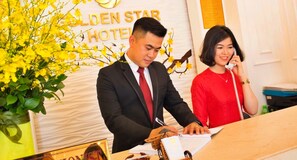 Reception - HANZ Gold Hotel (Ho Chi Minh City)