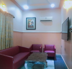 Living area - Haven Suites Ikenegbu (Owerri)