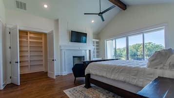 5 quartos, Wi-Fi, roupa de cama