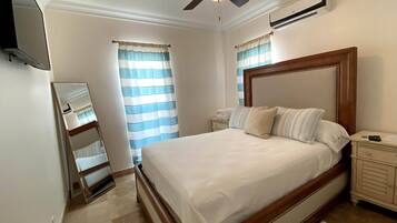 1 Schlafzimmer, Zimmersafe, Bügeleisen/Bügelbrett, WLAN