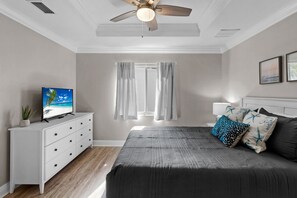 3 bedrooms, iron/ironing board, travel cot, free WiFi