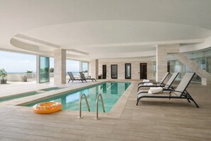 Indoor pool, outdoor pool - 6th-Floor Oceanfront - Indoor Pools, Sauna, Private Beach (Rosarito BC)