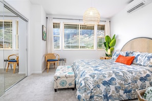 4 bedrooms, desk, iron/ironing board, travel crib