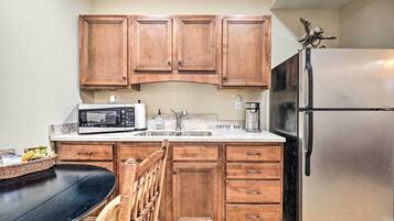 Frigorifero, microonde, macchina per tè/caffè