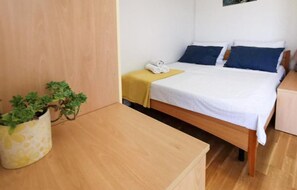 4 chambres, lit parapluie, Wi-Fi gratuit, draps fournis
