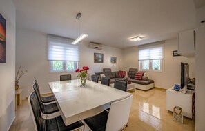 Interior - Lovely home in Sevid with WiFi (Sevid)