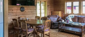Schönes Zuhause in Trångsviken mit WLAN