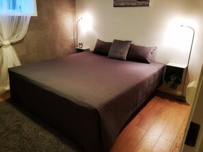 Departamento | 2 habitaciones, tabla de planchar con plancha y wifi gratis 