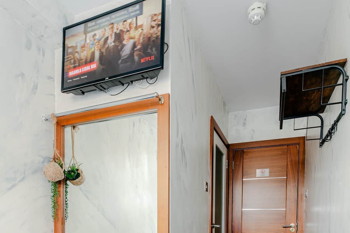 Basic dubbelrum - privat badrum (Room 14) | Gratis wi-fi