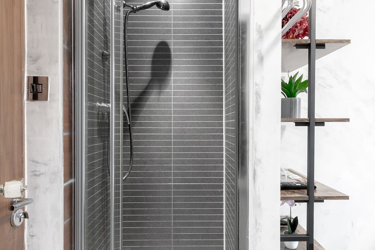 Economy Double Room | Bathroom