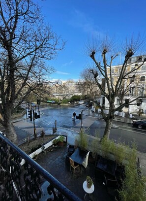 Eenvoudige tweepersoonskamer, privébadkamer (Room 20) | Gratis wifi