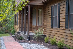 تفاصيل الفندق من الخارج