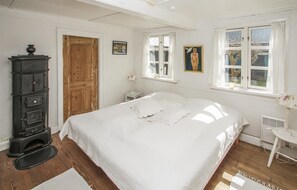 2 bedrooms, free WiFi