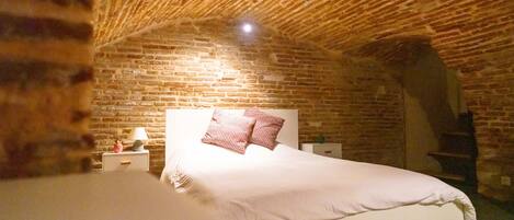 1 Schlafzimmer, Bügeleisen/Bügelbrett, kostenloses WLAN, Bettwäsche