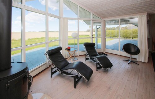 Awesome home in Samsø with kitchen