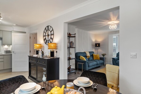 3 bedrooms - Cottage Mews - Seaside Cottage Parking Terrace (Tenby)