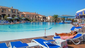 Pool - Amazing apartment in Punta Su Turrione (Punta Su Turrione)