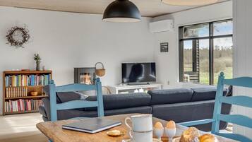 Fernseher, Kamin