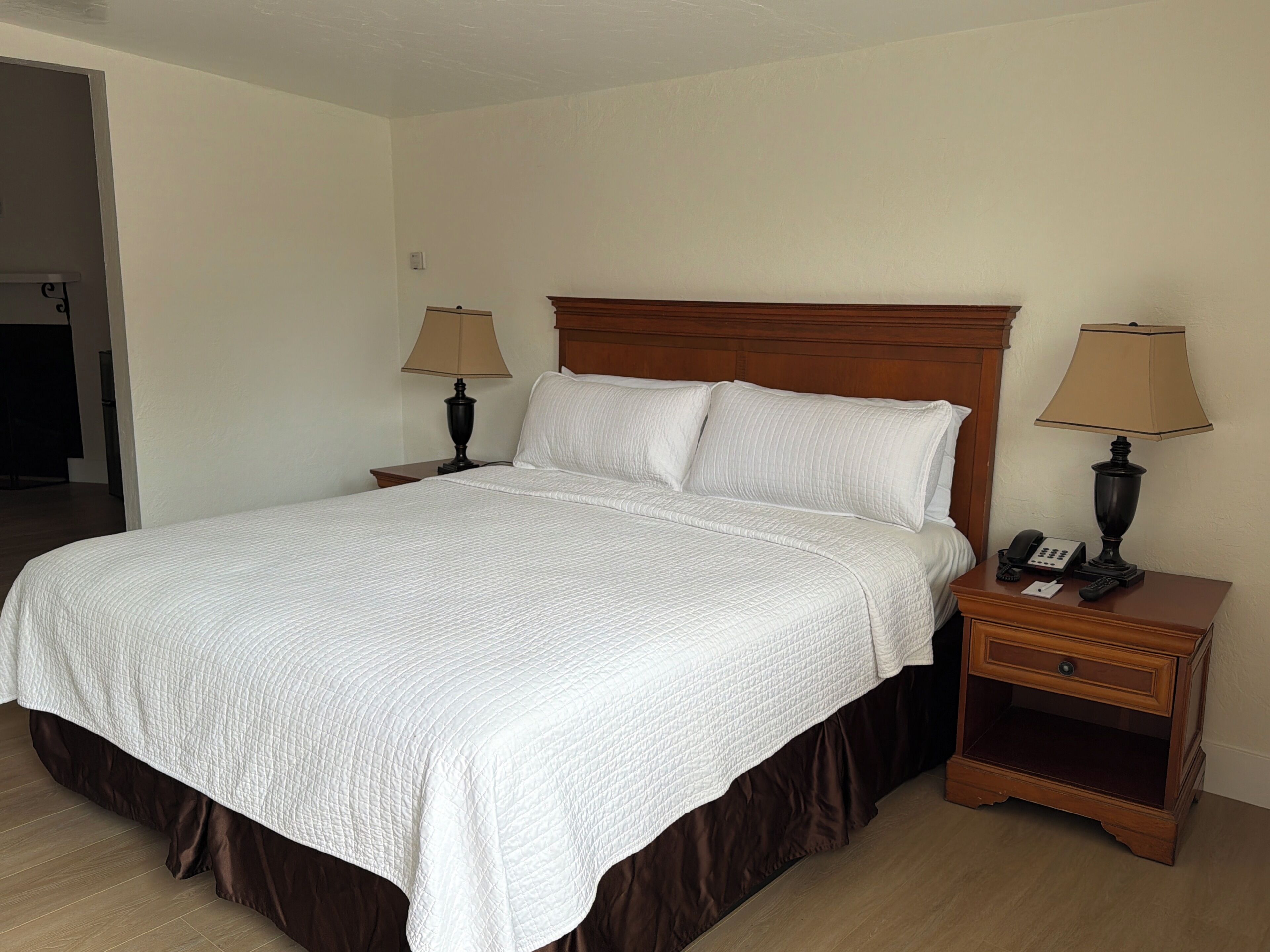 1 dormitorio, tabla de planchar con plancha, wifi gratis y ropa de cama