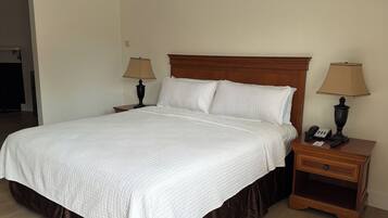 1 dormitorio, tabla de planchar con plancha, wifi gratis y ropa de cama