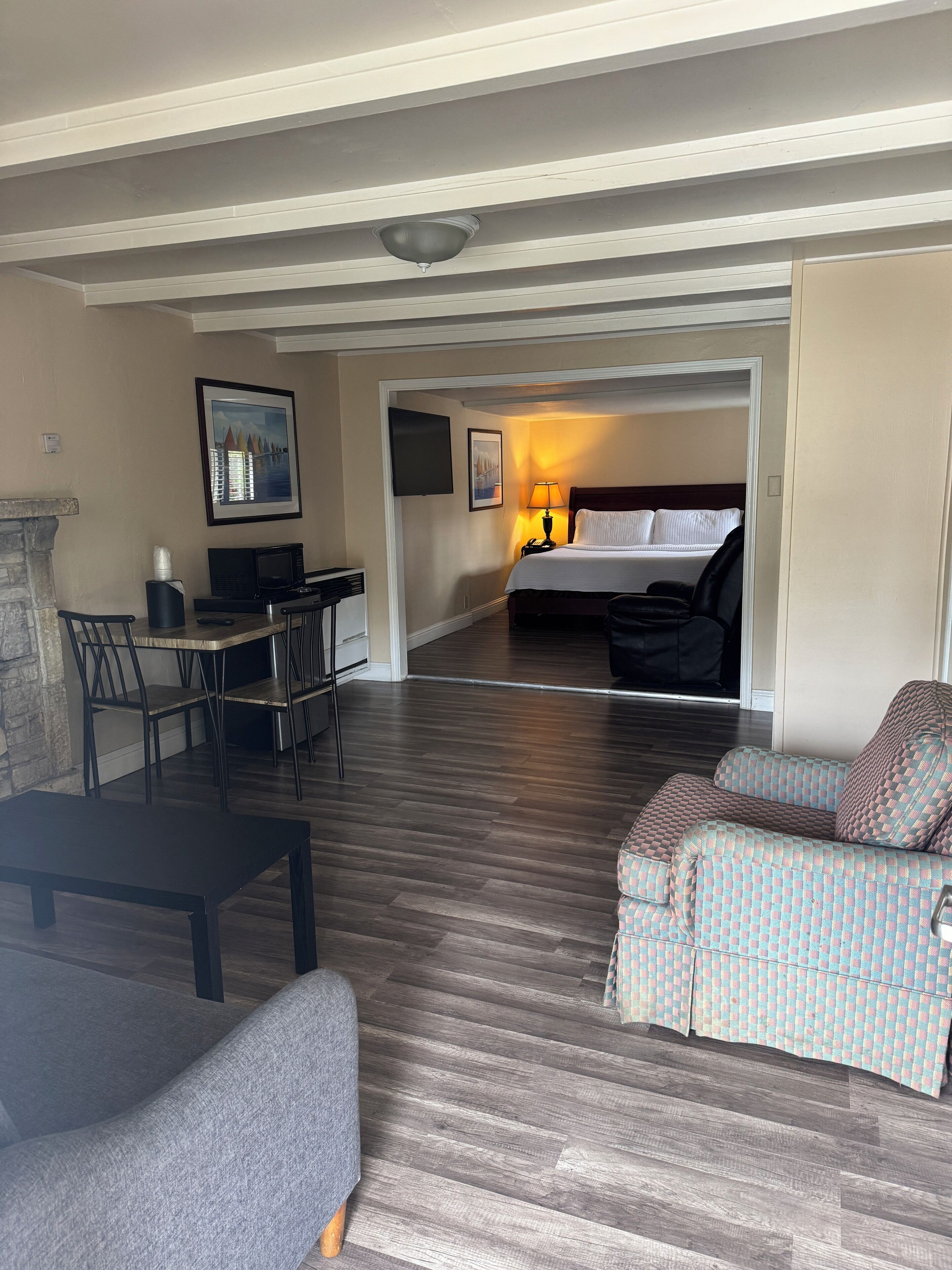 1 soverom, strykejern/-brett, wi-fi og sengetøy