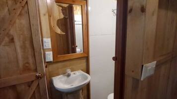 Dobbeltrom – premier (Pinares) | Bad | Dusj og håndklær