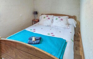 1 Schlafzimmer, Reisekinderbett, Bettwäsche