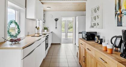 3 bedroom amazing home in Vesløs