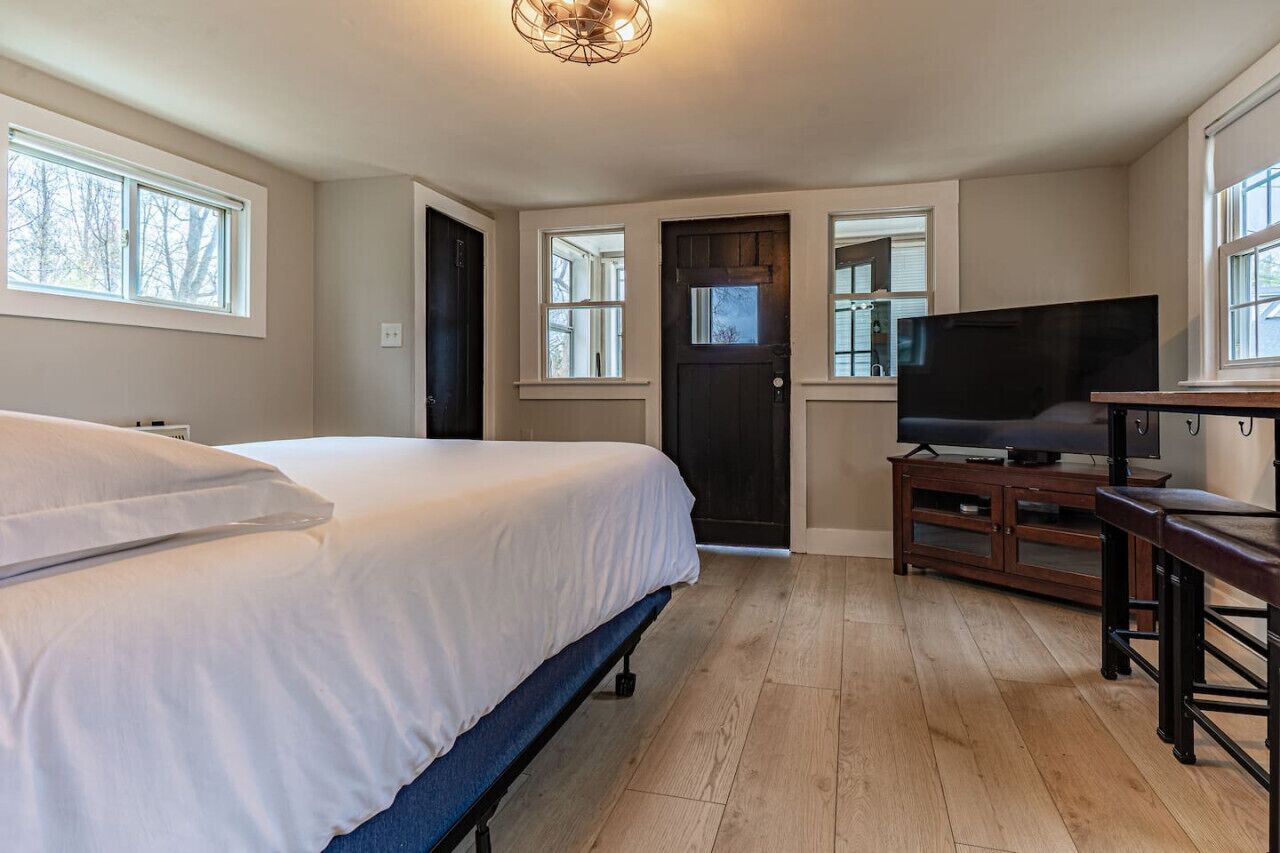 1 chambre, bureau, fer et planche à repasser, Wi-Fi