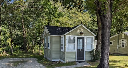 Cozy Cabin in a rural setting (#12) in Temple NH