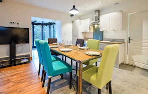 Dining - 3 bedroom beautiful home in Clitourps (Clitourps)