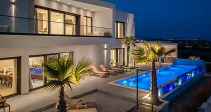 Awesome home in Vodice