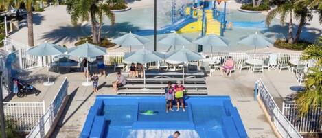 Innenpool, beheizter Pool