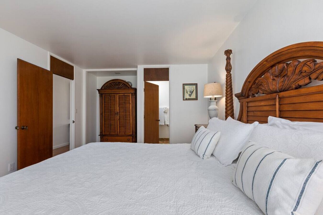 1 Schlafzimmer, Schreibtisch, Bügeleisen/Bügelbrett, Reisekinderbett