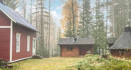 2 bedroom lovely home in Forsnäs