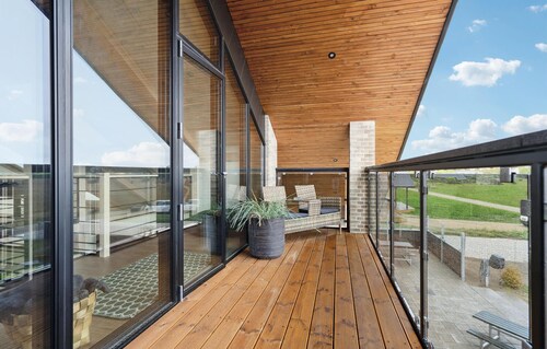 Gorgeous home in Skjern with kitchen