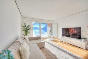 Televisión de pantalla plana