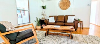 Cozy basecamp minutes from waterfalls, hiking and climbing