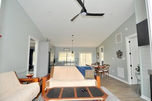 House, Multiple Beds (River Nest - Newly Constructed!) | Living area