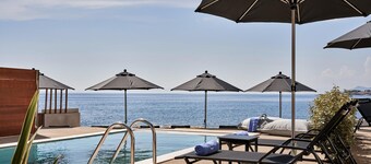 Beachfront Alassa Villas w Private Pools Complex